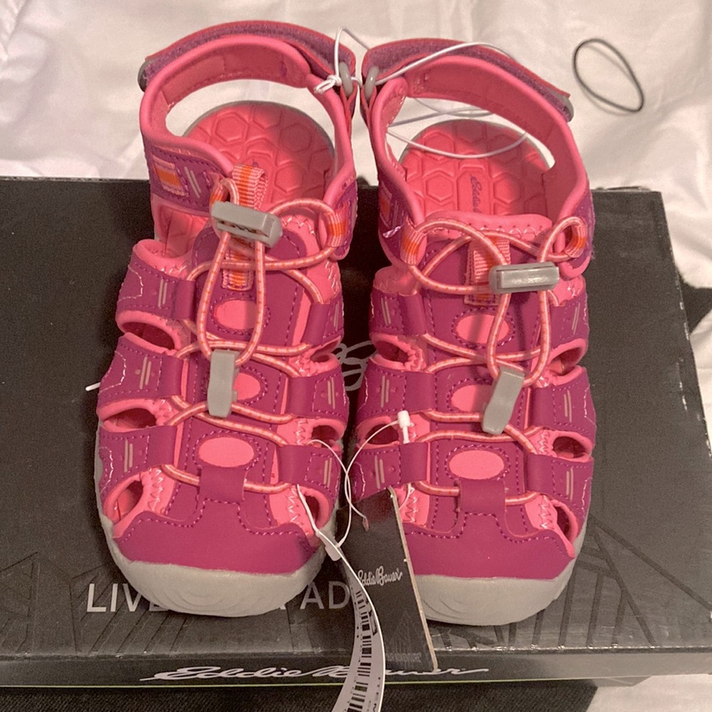 Eddie Bauer Slip on Shoes Girls size 11 NWT